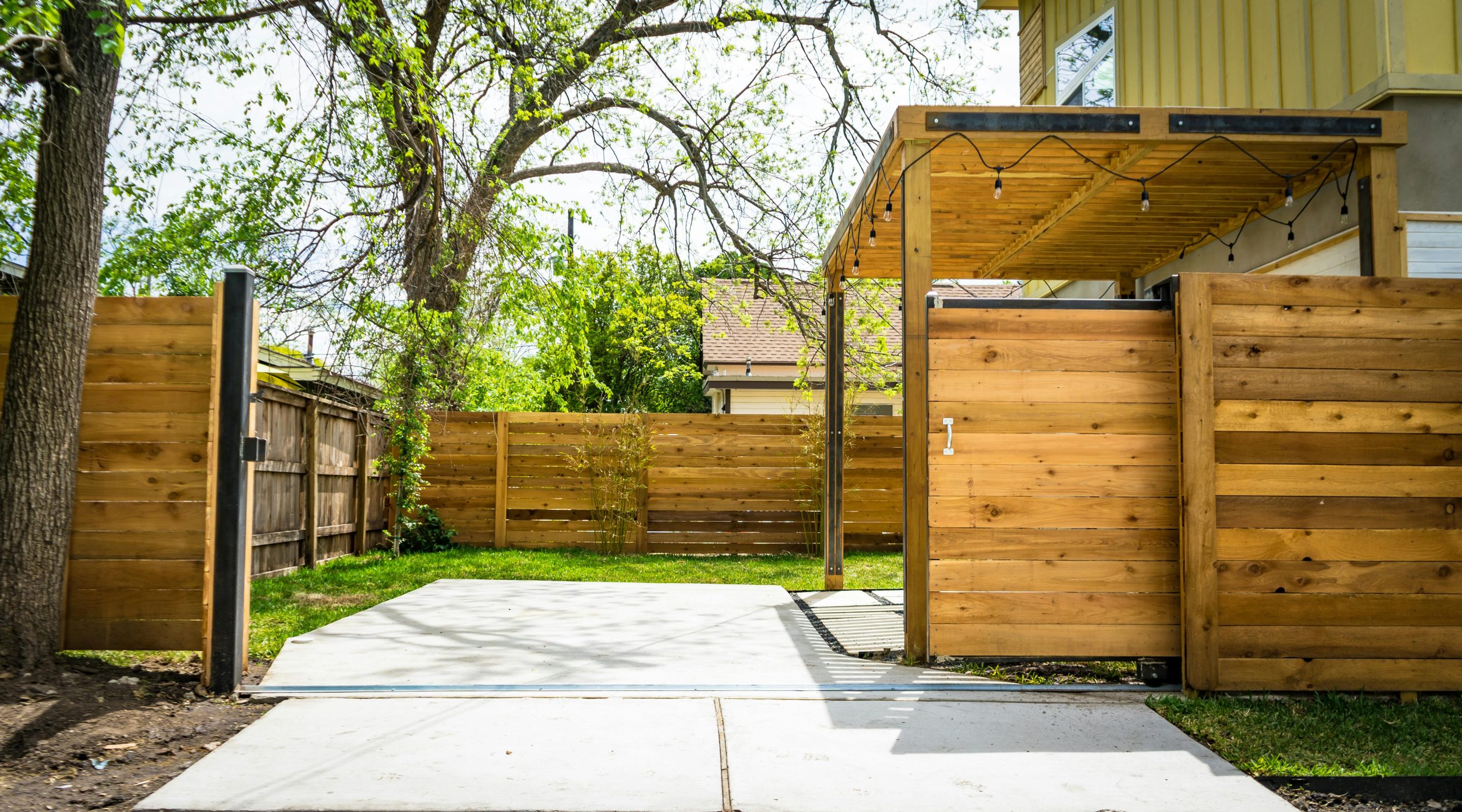 Backyard Landscaping Ideas to Increase Home Value